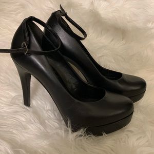 ALDO black 4” heels with ankle strap
